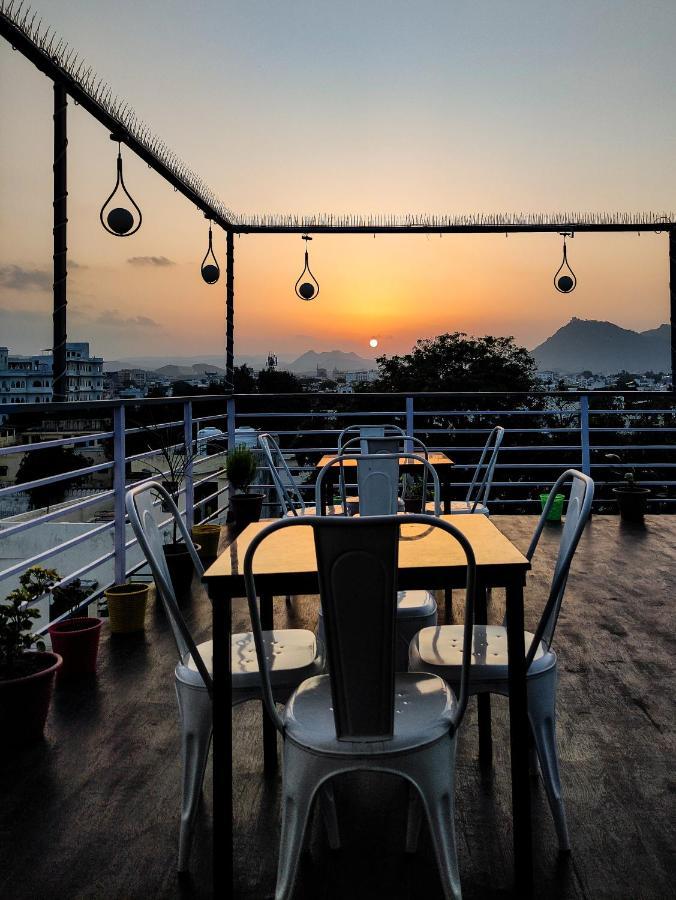 Hotel Lake Bridge Udaipur Luaran gambar