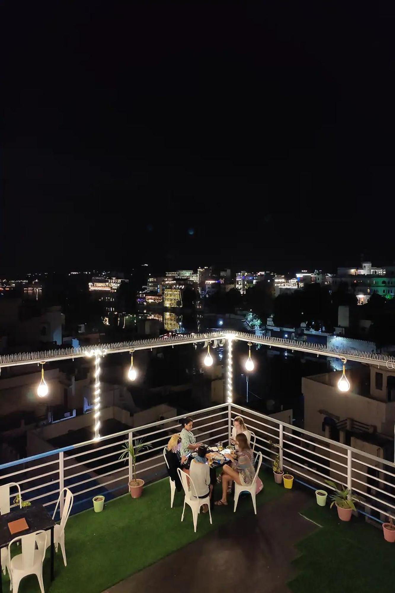 Hotel Lake Bridge Udaipur Luaran gambar